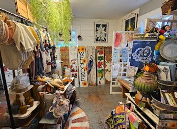 virginia/chesapeake/shop/3-little-black-birds