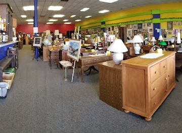 kansas/topeka/shop/wheatland-antique-mall