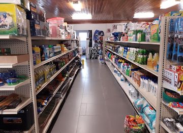 the-bahamas/cat-island/shop/new-bight-food-market