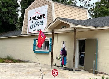 south-carolina/edisto-island/shop/redeemer-restored-thrift-shop