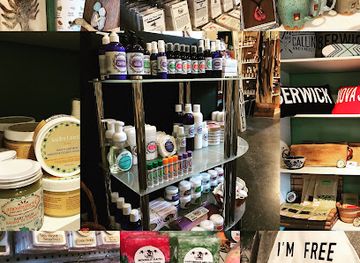 canada/annapolis-valley/shop/market-between-the-mountains