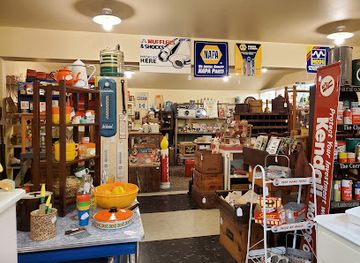iowa/amana-colonies/shop/grapevine-antiques