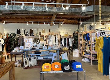 california/joshua-tree-national-park/shop/mojave-flea-trading-post