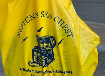 massachusetts/martha-s-vineyard/shop/neptune-s-sea-chest