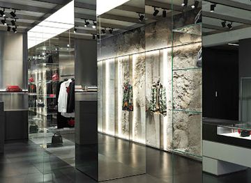 italy/bari/murat/shop/boutique-luciana