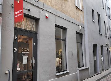 lithuania/vilnius/naujamiestis/shop/vintage-boutique