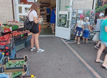 poland/słowiński-national-park/shop/szczesny-piotr-sklep-spozywczy