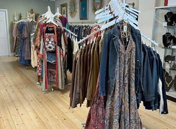 wisconsin/lake-geneva/shop/circa