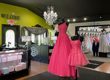 illinois/aurora/shop/wolsfelt-s-prom