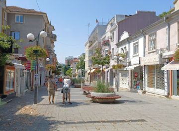 bulgaria/burgas/shop/tria-city-center