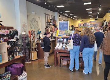 missouri/branson/shop/earthbound