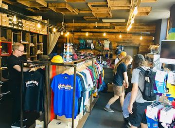 slovakia/trnava/shop/deska-kamenny-skateshop-trnava