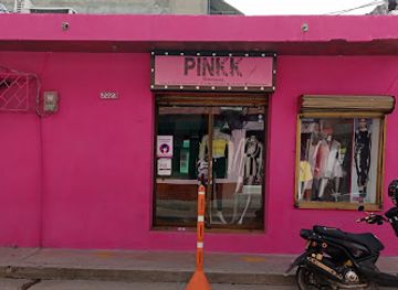 colombia/santa-marta/shop/fashion-pink-boutique