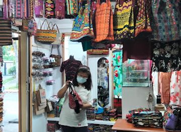 philippines/mt-apo/shop/maila-s-souvenir-shop