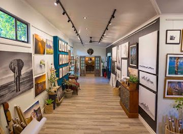 zimbabwe/zambezi-valley/shop/tami-walker-fine-art-gallery