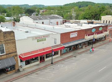kentucky/big-south-fork-national-river-and-recreation-area/shop/the-emporium