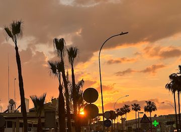 cyprus/nissi-beach/shop/art-your-own