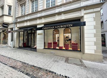 luxembourg/luxembourg-city/shop/christian-louboutin-luxembourg