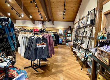 wyoming/grand-teton-national-park/shop/needles-gift-shop