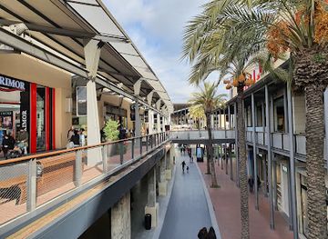 spain/catalonia-pyrenees/shop/westfield-la-maquinista