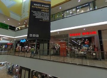 hungary/szeged/shop/bershka