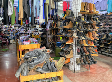 honduras/comayagua-valley/shop/lily-s-store