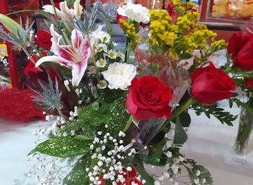 trinidad-and-tobago/point-fortin/shop/pebbles-flower-gift-shop-and-pt-studio