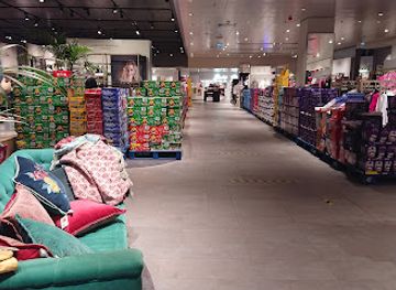 ireland/limerick/shop/jetland-shopping-centre