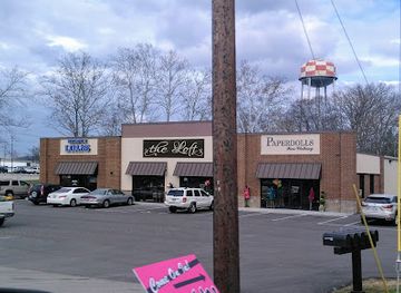 kentucky/sheltowee-trace-national-recreation-trail/shop/paperdolls-ladies-clothing-boutique