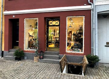 denmark/koge/shop/den-bla-dor