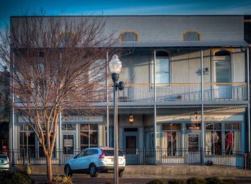 alabama/opelika/shop/coveted-closet