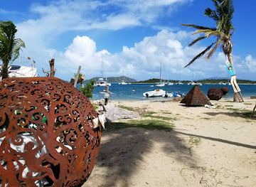 british-virgin-islands/guana-island-hiking-trails/shop/aragorn-s-studio