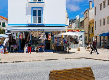 portugal/nazare/shop/bazar-espanhol-artesanato-e-souvenirs