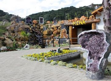 brazil/serra-gaucha/shop/a-mina-museu-de-pedras-em-gramado