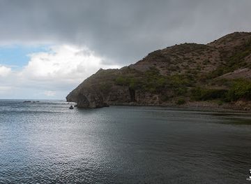saint-kitts-and-nevis/frigate-bay/shop/opus-fine-wines-spirits