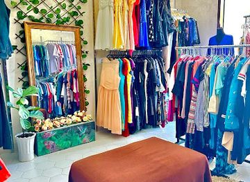 united-arab-emirates/sir-bani-yas-island/shop/ruwais-glamtique-thrift-shop