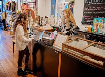 colorado/durango/shop/lively-a-boutique