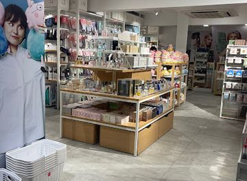 maldives/male/shop/miniso