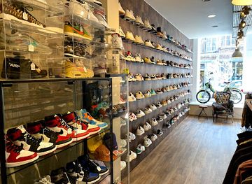 belgium/namur/shop/l-original-namur