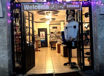 palau/ngaraard/shop/lius-gift-shop