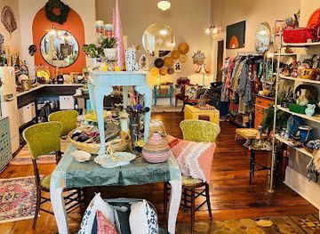 wisconsin/la-crosse/shop/white-buffalo-thriftery