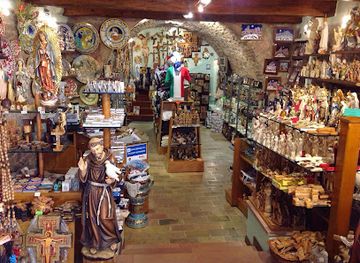 italy/assisi/shop/il-sole-souvenirs