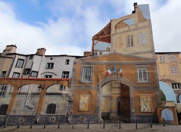 france/auvergne-volcanoes/shop/clermont-auvergne-volcanoes-office-de-clermont-ferrand
