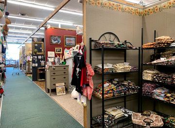 missouri/northeast-missouri/shop/apple-tree-mall