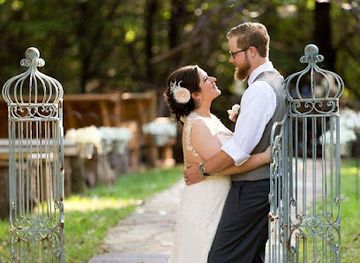 kansas/cross-timbers/shop/rustic-timbers-venue