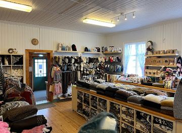 iceland/southern-region/shop/bingborg-ullarverslun