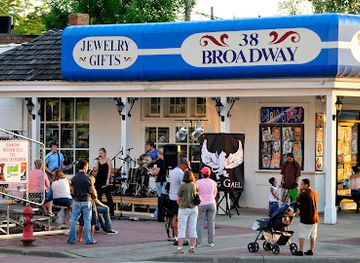 38 Broadway