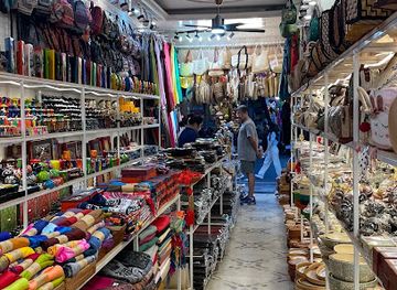 vietnam/hanoi/shop/a-little-of-ha-noi