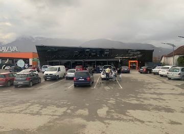 kosovo/white-drin-waterfall/shop/albini-market