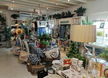 south-africa/garden-route/shop/the-old-house-shop